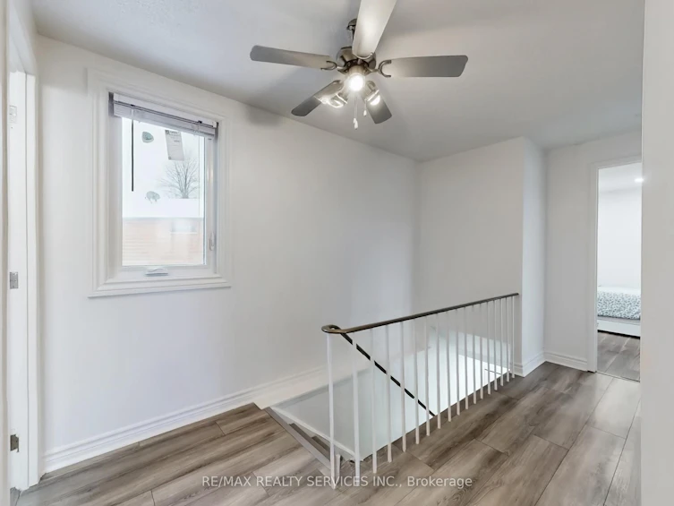 30 Haley Court, Brampton, ON, L6S 1N6 - 18