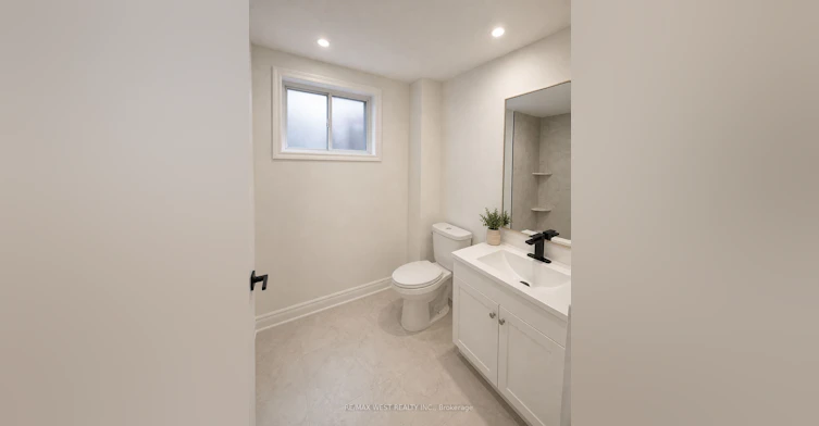 Bsmt-15 Hamlyn Crescent, Toronto, ON, M9B 1Y9 - 5