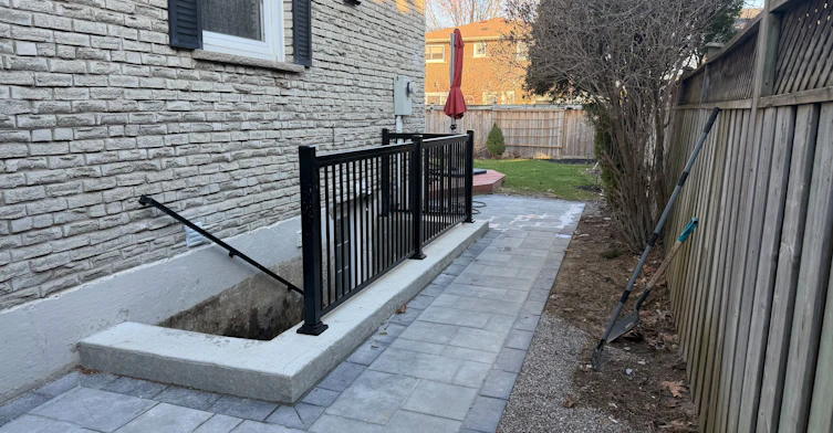 Room 2-450 Abington Avenue, Mississauga, ON, L5A 1L7 - 9