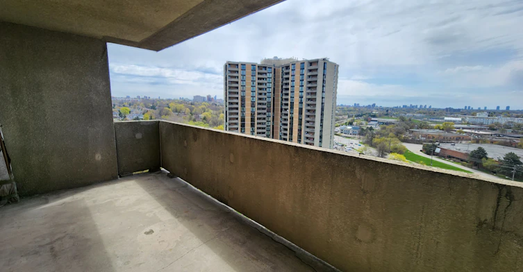 1609-10 Martha Eaton Way, Toronto, ON, M6M 5B3 - 15