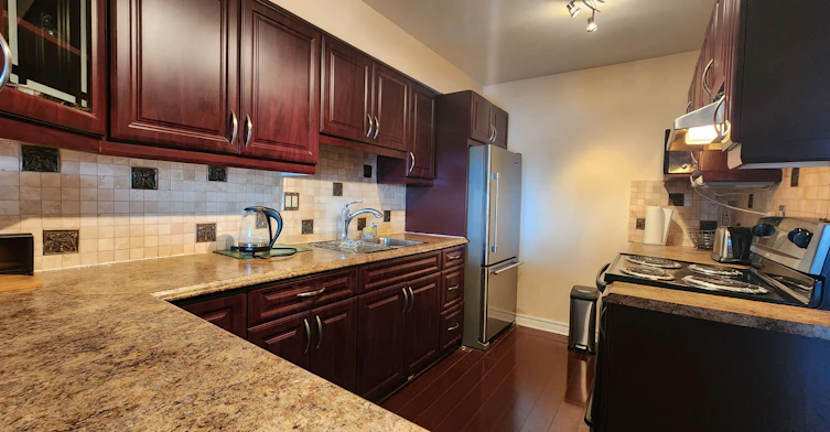 1609-10 Martha Eaton Way, Toronto, ON, M6M 5B3 - 6