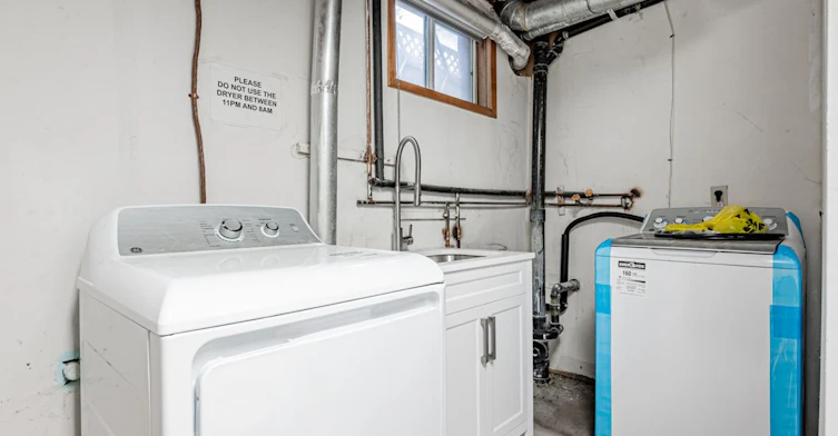 Bsmt-188 Mavety Street, Toronto, ON, M6P 2M2 - 8