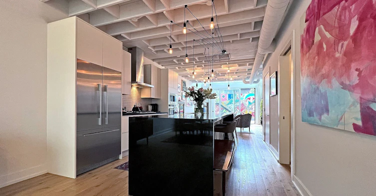 B-60 Melbourne Avenue, Toronto, ON, M6K 1K7 - 4