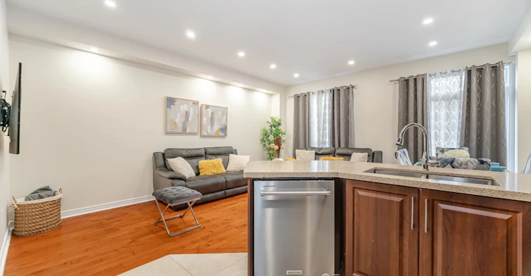UPPER-803 Khan Crescent, Mississauga, ON, L5V 2R2 - 16