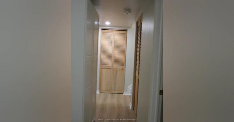 1132 Queen Street W, Mississauga, ON, L5H 4K2 - 7