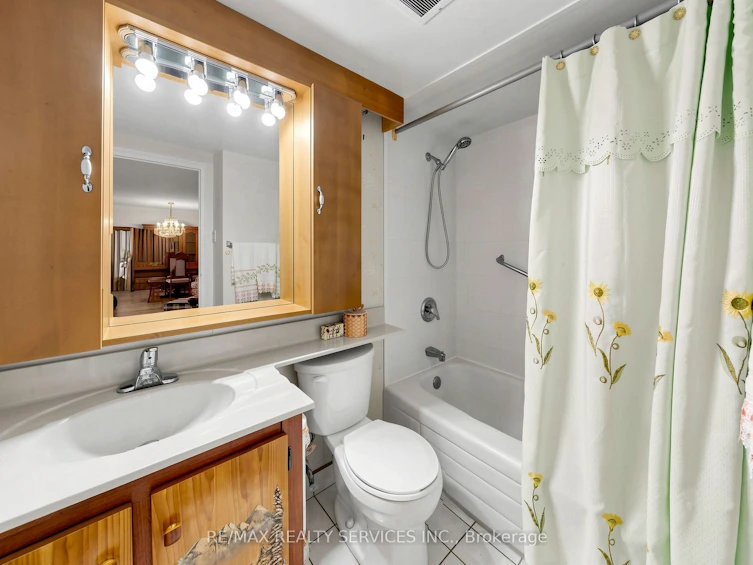 1206-3 Lisa Street, Brampton, ON, L6T 4A2 - 20