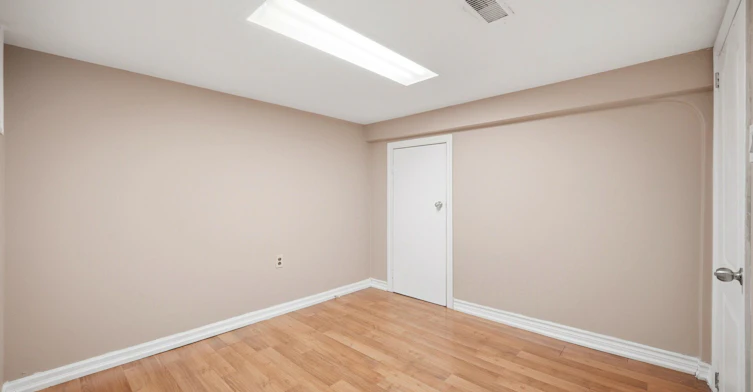 2-2000 Dufferin Street, Toronto, ON, M6E 3R2 - 22