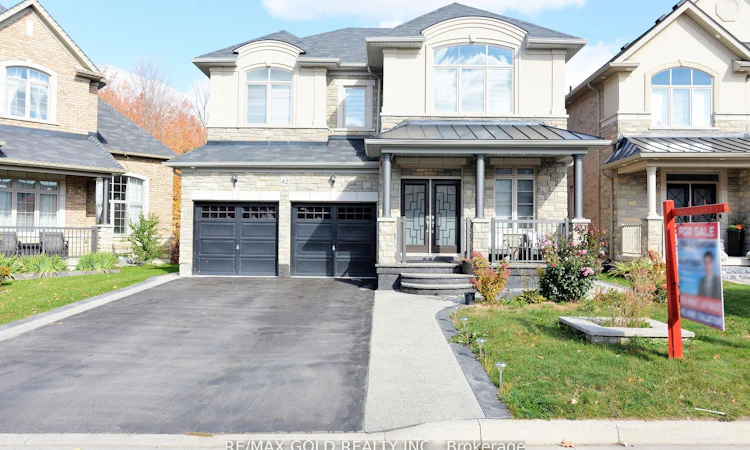 42 Brookwater Crescent