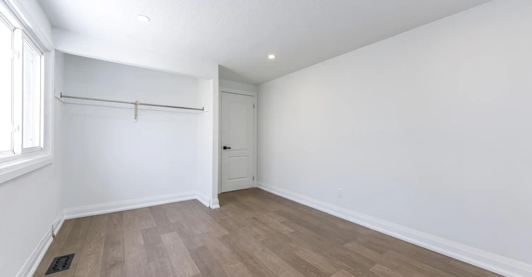 4 Hardcastle Court, Brampton, ON, L6S 2A9 - 22