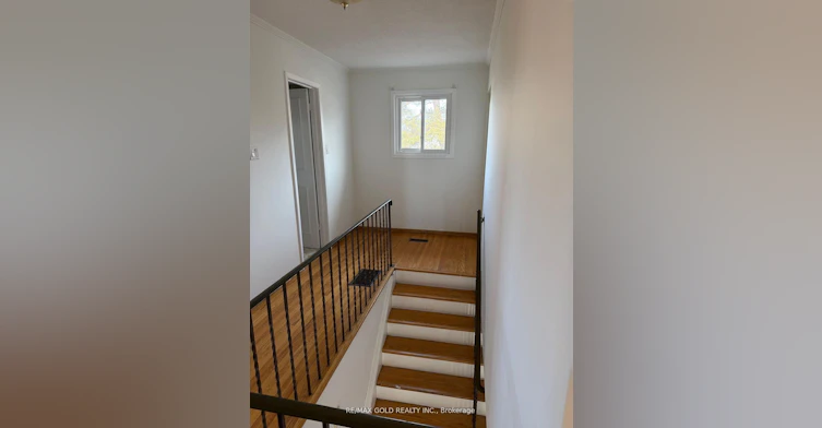 3769 Brandon Gate Drive, Mississauga, ON, L4T 3N1 - 7