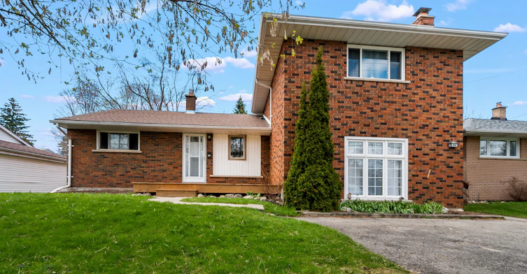 Main-90 Town Line, Orangeville, ON, L9W 1V8