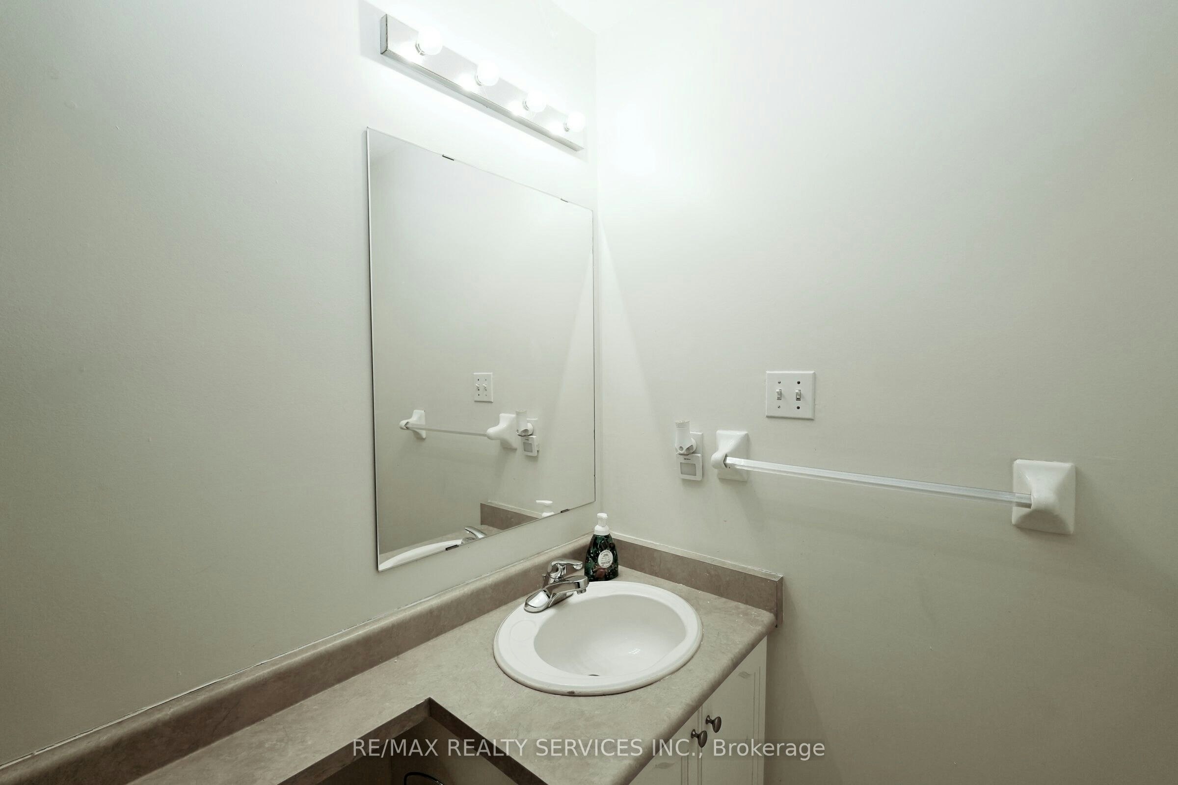 77 Monaco Court, Brampton, ON, L7A 1X5 - 38