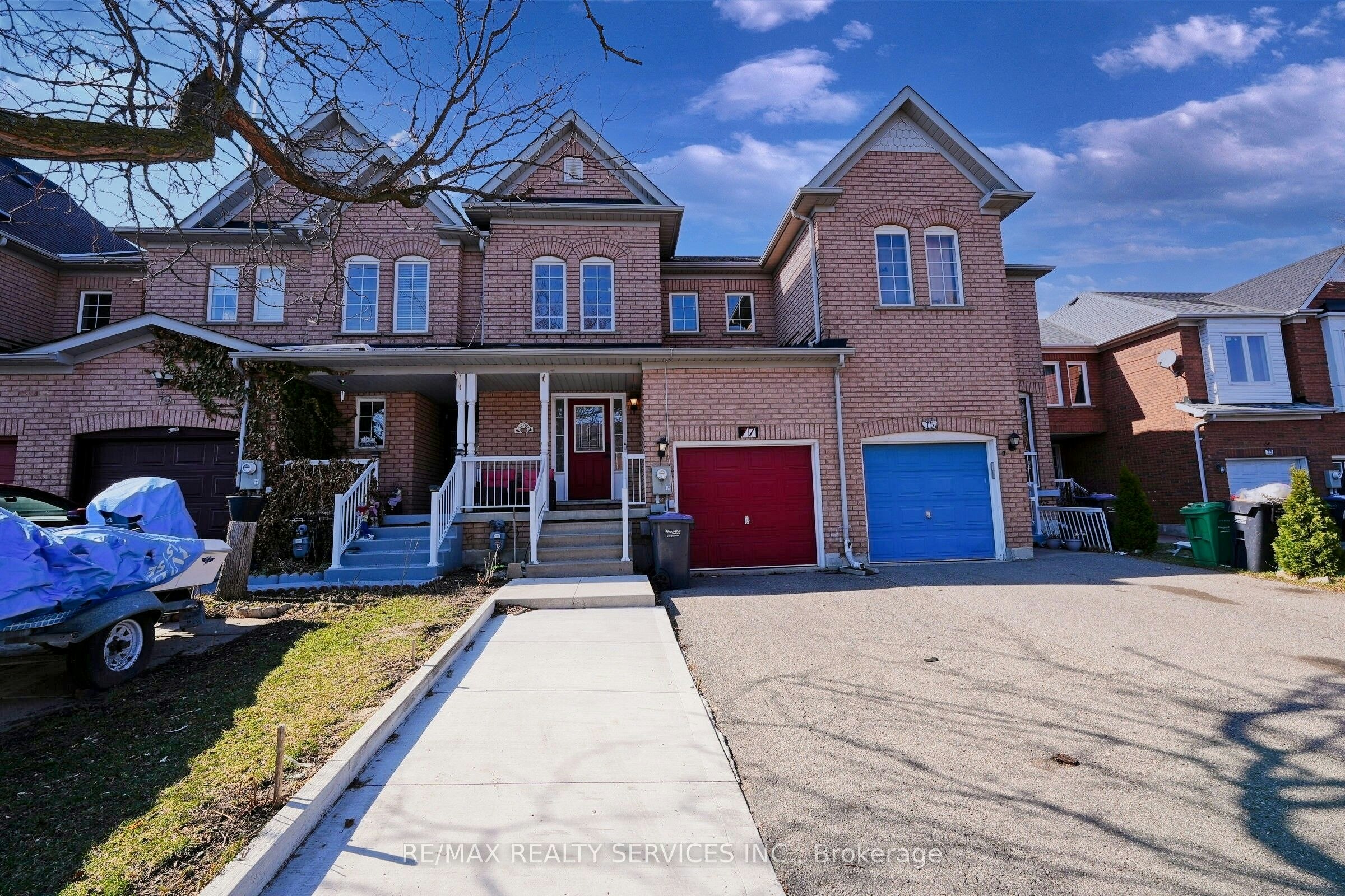 77 Monaco Court, Brampton, ON, L7A 1X5 - 2