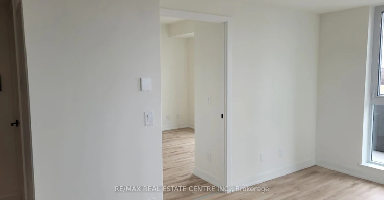 314-335 Wheat Boom Drive, Oakville, ON, L6H 7Y1 - 6