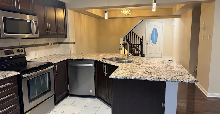 182 Higginbotham Crescent, Milton, ON, L9T 8E1 - 6