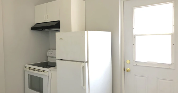 2798 Dundas Street W, Toronto, ON, M6P 1Y5 - 13