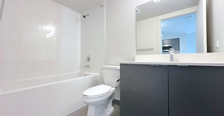 514-3385 Dundas Street W, Toronto, ON, M6S 2S2 - 8