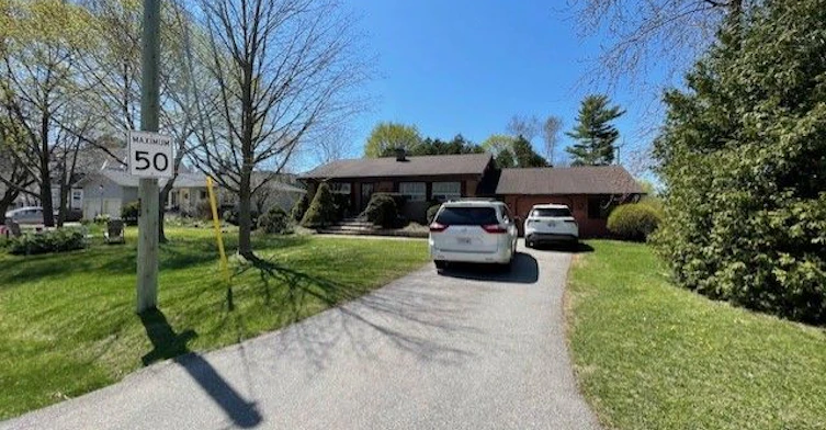 478 Wedgewood Drive, Oakville, ON, L6J 4S7 - 4