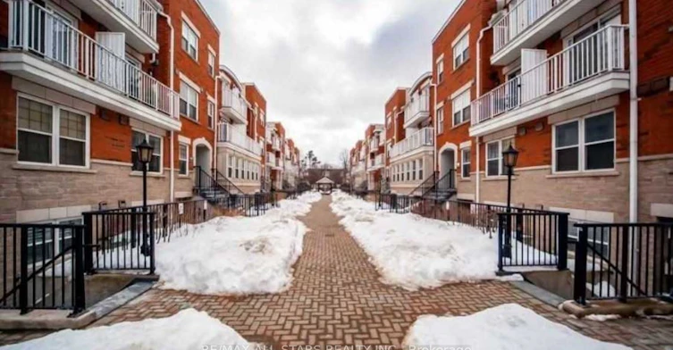 105-37 Four Winds Drive, Toronto, ON, M3J 1K7 - 2