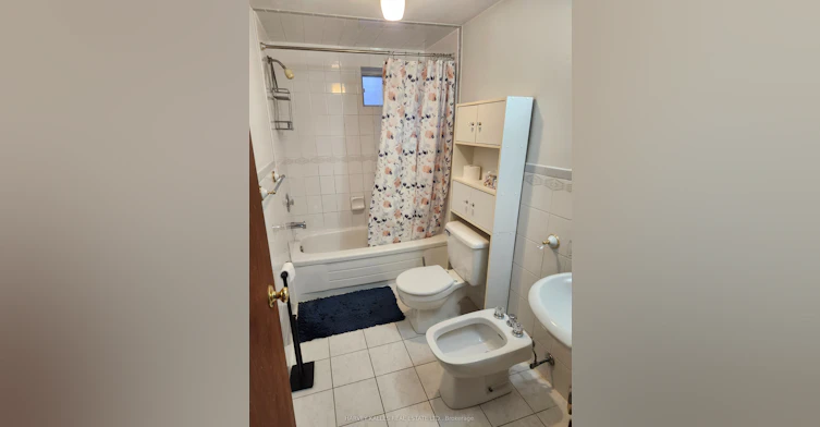 Lower-9 Scarlett Drive, Brampton, ON, L6Y 3R9 - 9