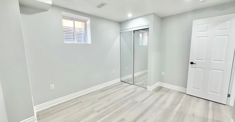 Bsmt-555 Settlers Road W, Oakville, ON, L6M 1N5 - 14
