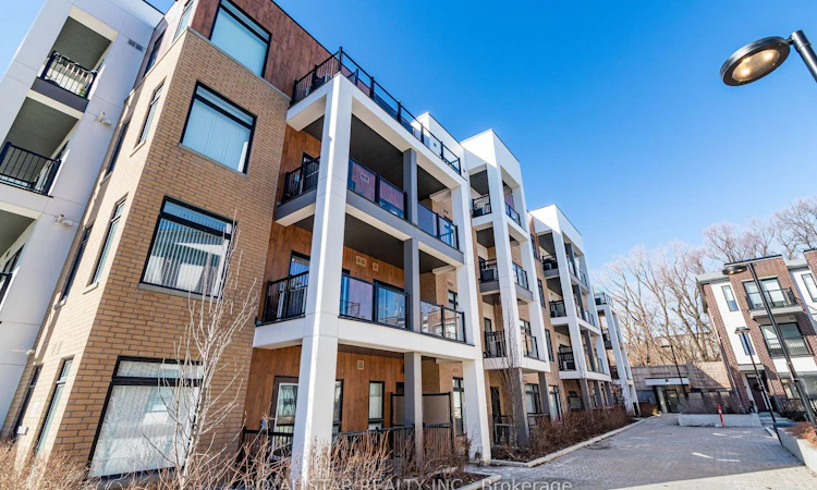 401-120 Canon Jackson Drive