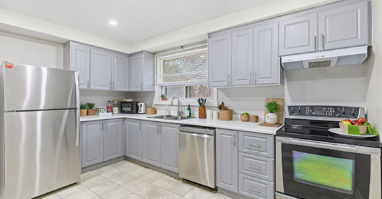 upper-957 Beechwood Avenue, Mississauga, ON, L5G 4E3 - 19