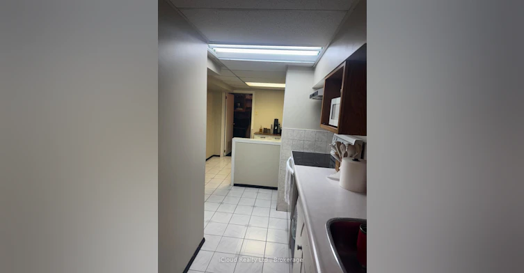 Bsmt-47 Parkview Place, Brampton, ON, L6W 2G2 - 3