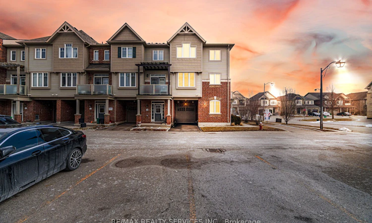 3 Alnwick Avenue