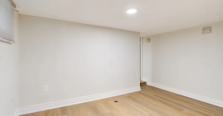 Basement-242 Emerson Avenue, Toronto, ON, M6H 3T6 - 24