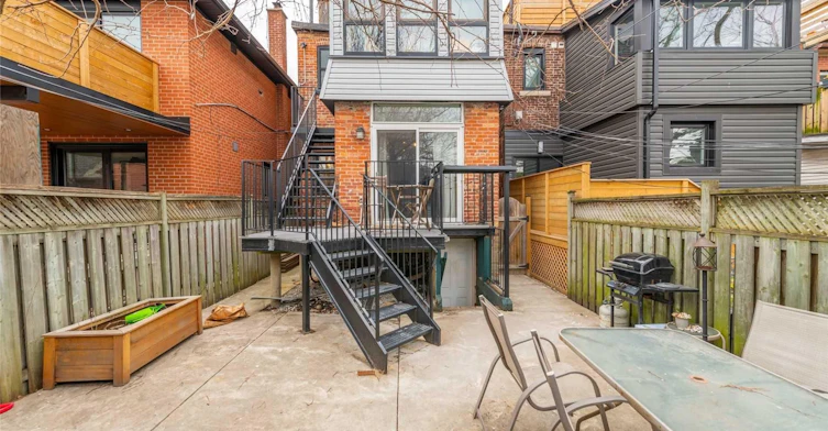Main Fl-734 Indian Road, Toronto, ON, M6P 2E3 - 23