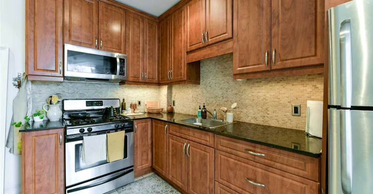 Main Fl-734 Indian Road, Toronto, ON, M6P 2E3 - 13