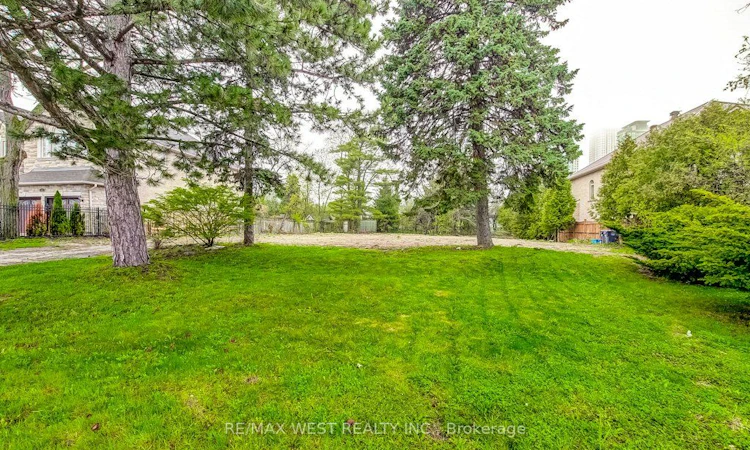 Part Lot 2 Fairview Road W