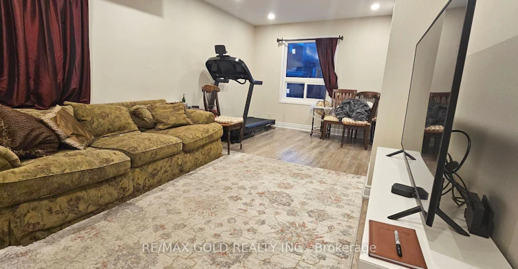Upper-15 Valonia Drive, Brampton, ON, L6V 4J2 - 4