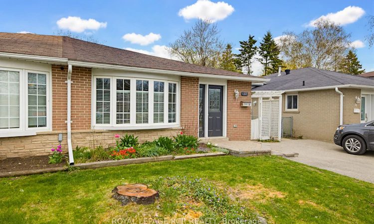 17 Edelwild Drive