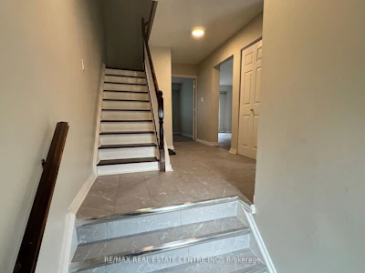 44-5536 Montevideo Road - 3
