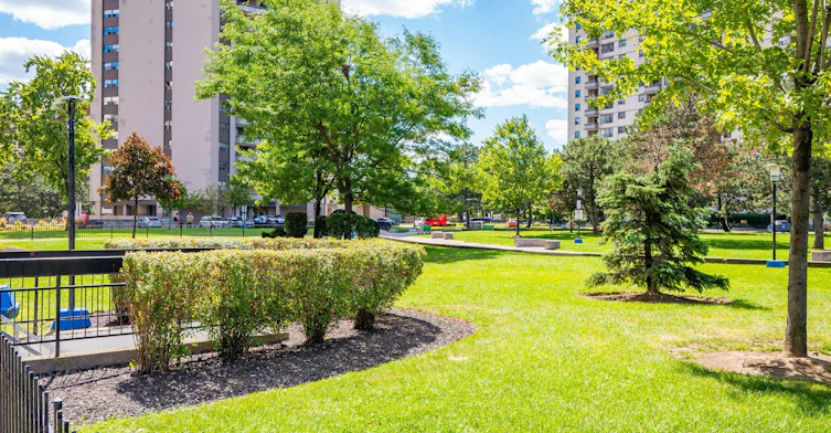702-390 Dixon Road, Toronto, ON, M9R 1T4 - 36