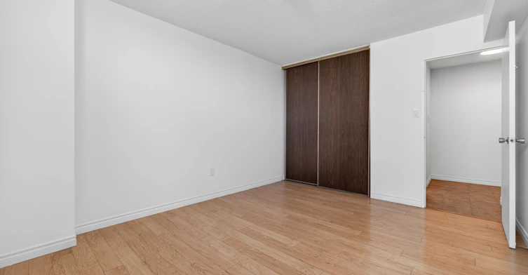 702-390 Dixon Road, Toronto, ON, M9R 1T4 - 27