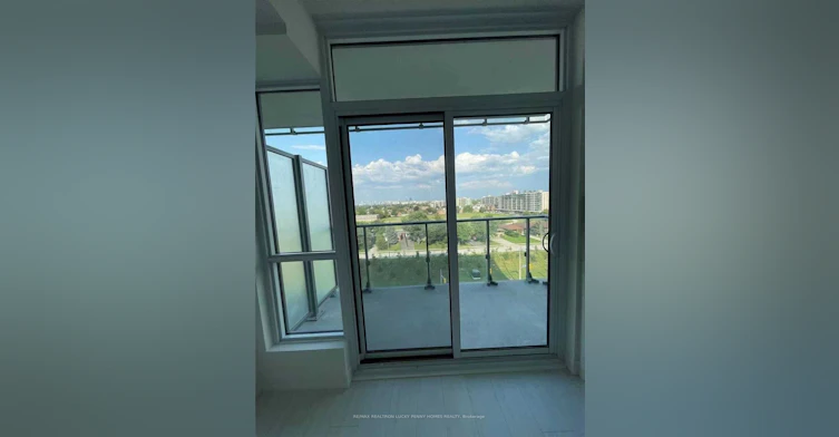 810-10 De Boers Drive, Toronto, ON, M3J 0L6 - 17