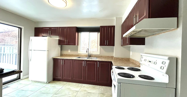 28 Beisel Court, Brampton, ON, L6Z 2R7 - 3