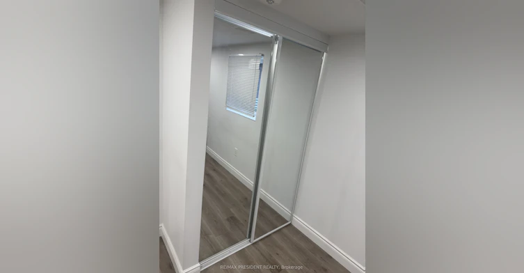 LOWER-45 Elmvale Crescent, Toronto, ON, M9V 2B8 - 4