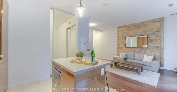 206-59 Annie Craig Drive, Toronto, ON, M8V 0C4 - 8