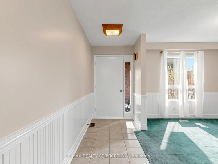 2 Bryant Court, Brampton, ON, L6X 2T1 - 4