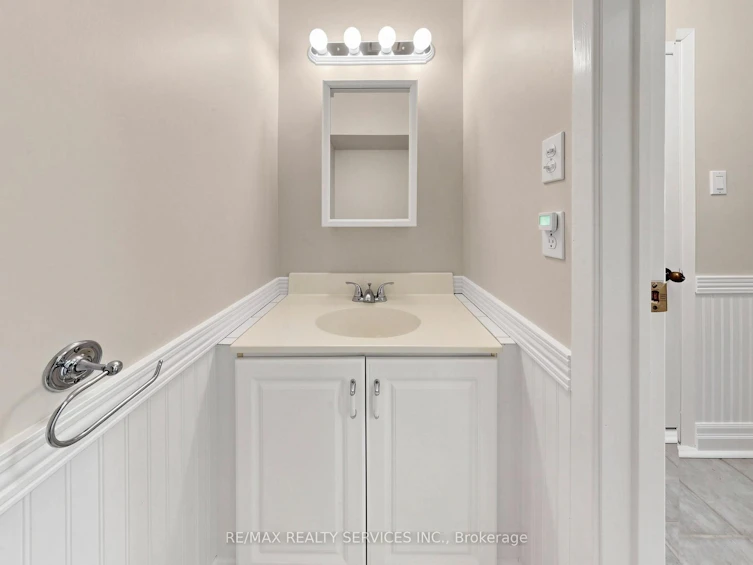 2 Bryant Court, Brampton, ON, L6X 2T1 - 18