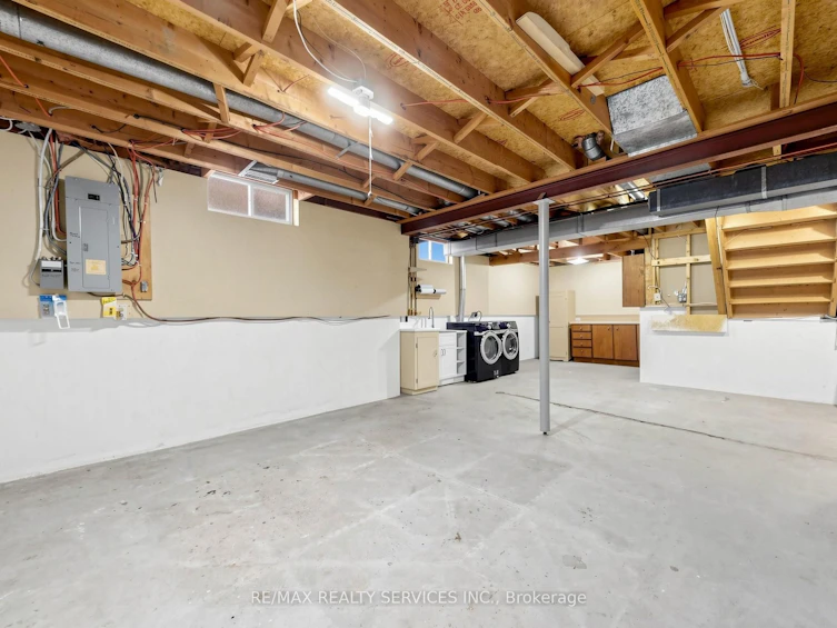 2 Bryant Court, Brampton, ON, L6X 2T1 - 43