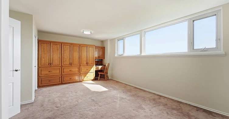 2011-240 Scarlett Road, Toronto, ON, M6N 4X4 - 10