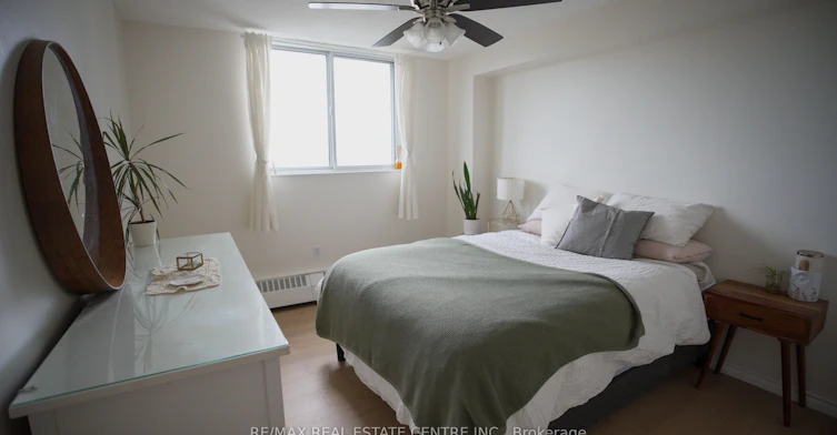 704-1100 Caven Street, Mississauga, ON, L5G 4N3 - 5