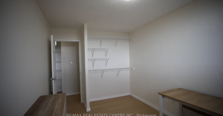 704-1100 Caven Street, Mississauga, ON, L5G 4N3 - 8
