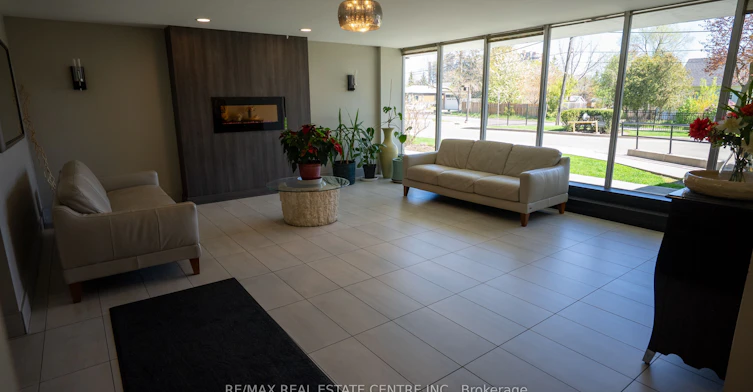 704-1100 Caven Street, Mississauga, ON, L5G 4N3 - 24