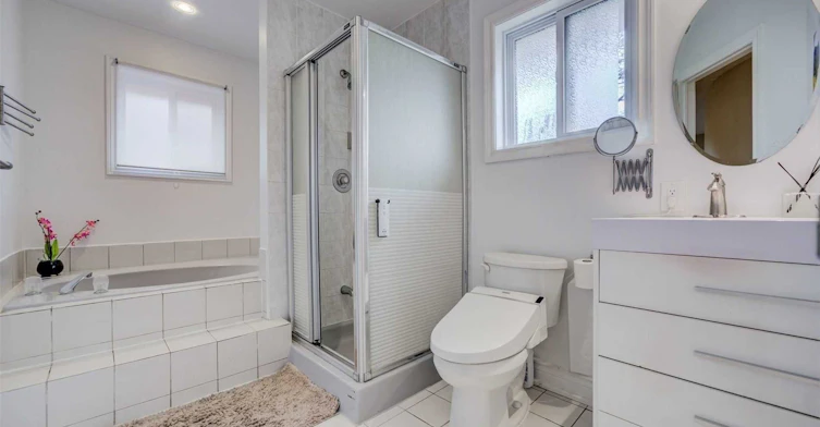 Upper-5295 Thornwood Drive, Mississauga, ON, L4Z 3J3 - 10